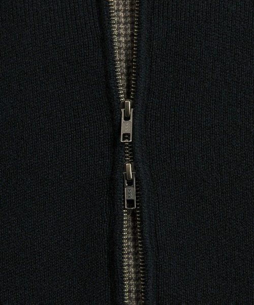 UNITED TOKYO(ユナイテッドトウキョウ)の「≪新作≫CASHMERE ニットジップブルゾン |カシミヤ/冬服/ウール/洗える/防縮/ダブルジップ/ポケット/ジップシャツ/防寒/ムレ防止/静電気防止(ブルゾン・メンズ・ブラウン/ブラック・1/2)」の21枚目の写真