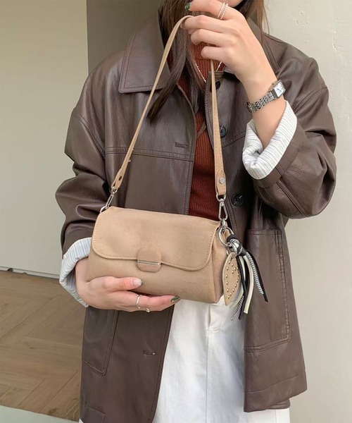 HOOK(フック)の「HOOK for girls チャーム付きミニショルダーバッグ(トートバッグ・レディース・ベージュ/ブラウン/チョコ/オリーブ・FREE)」の17枚目の写真