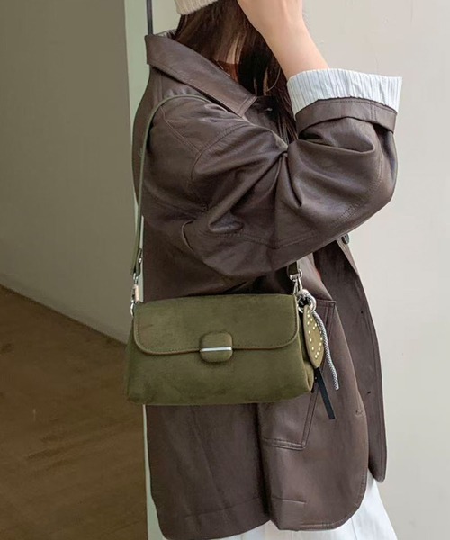 HOOK(フック)の「HOOK for girls チャーム付きミニショルダーバッグ(トートバッグ・レディース・ベージュ/ブラウン/チョコ/オリーブ・FREE)」の21枚目の写真
