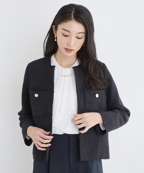 THE SHOP TK (ザ ショップ ティーケー )の「【通勤・セレモニー】ツイードノーカラージャケット(ノーカラージャケット・レディース・アイボリー/ネイビー/ブラック系3・12/13)」の8枚目の写真