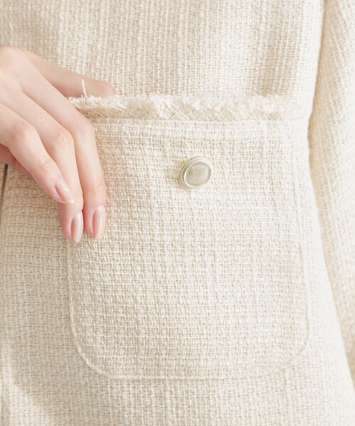 THE SHOP TK (ザ ショップ ティーケー )の「【通勤・セレモニー】ツイードノーカラージャケット(ノーカラージャケット・レディース・アイボリー/ネイビー/ブラック系3・12/13)」の20枚目の写真