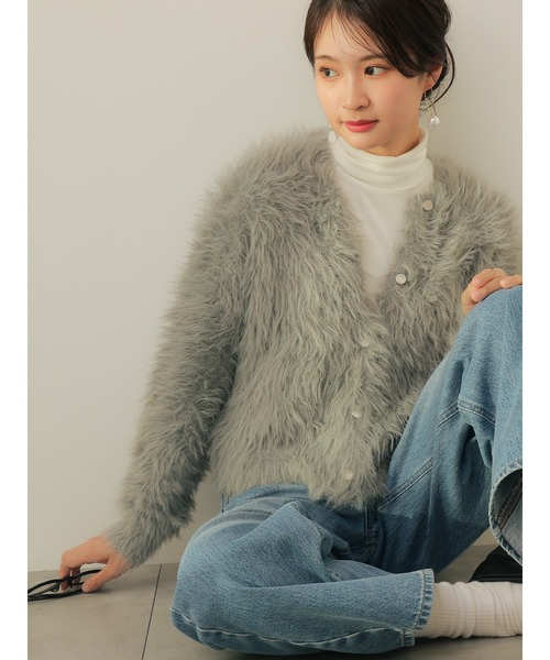 Te chichi（テチチ）の「【ZOZO限定】ラメフェザーシャギーニットカーディガン（カーディガン/ボレロ・レディース・ネイビー/ベージュ/グレー・F）」の4枚目の写真