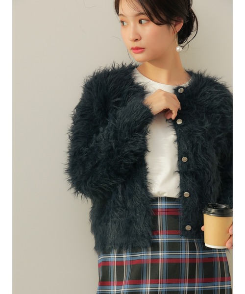 Te chichi（テチチ）の「【ZOZO限定】ラメフェザーシャギーニットカーディガン（カーディガン/ボレロ・レディース・ネイビー/ベージュ/グレー・F）」の13枚目の写真