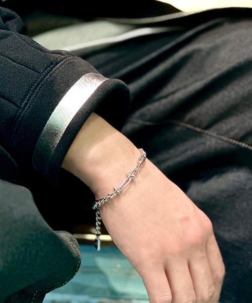 MILKBOY(ミルクボーイ)の「SPIKEY NECK ブレスレット(ブレスレット・レディース・A・FREE)」の1枚目の写真