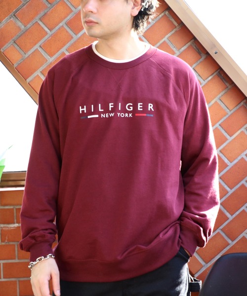 TOMMY HILFIGER（トミーヒルフィガー）の「TOMMY HILFIGER ロゴスウェット（スウェット・メンズ・ワインレッド/ネイビー・X-LARGE/MEDIUM/LARGE）」の20枚目の写真