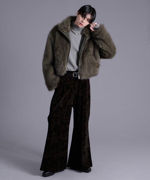 Ellno Loset(エルノロゼット)の「スタンドネックショートファーブルゾン(ブルゾン・メンズ・グレー/カーキ・MEDIUM/LARGE)」の4枚目の写真
