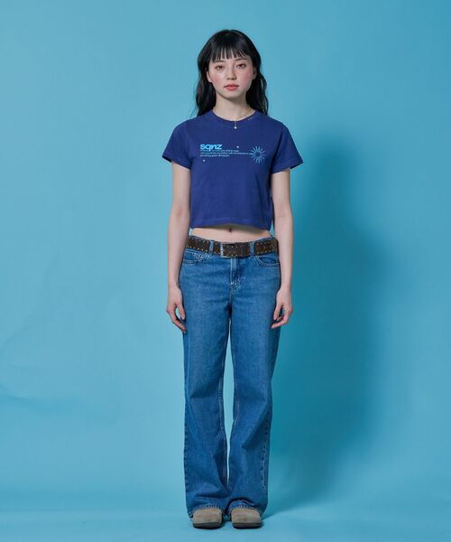SEQUENZ(シークエンズ)の「※WEB限定 / 定番 / レディースシンプルロゴピチT / sqnz logo babetee(Tシャツ/カットソー・レディース・ダークネイビー/ホワイト/ブラック/その他1・SMALL/MEDIUM)」の5枚目の写真