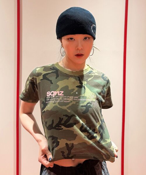 SEQUENZ(シークエンズ)の「※WEB限定 / 定番 / レディースシンプルロゴピチT / sqnz logo babetee(Tシャツ/カットソー・レディース・ダークネイビー/ホワイト/ブラック/その他1・SMALL/MEDIUM)」の6枚目の写真