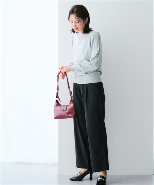 7days Life Styling（セブンデイズライフスタイリング）の「【色褪せしない黒】タックワイドストレートパンツ＜大きいサイズ有＞（その他パンツ・レディース・ブラック・3L/LL/L/M/S）」の4枚目の写真