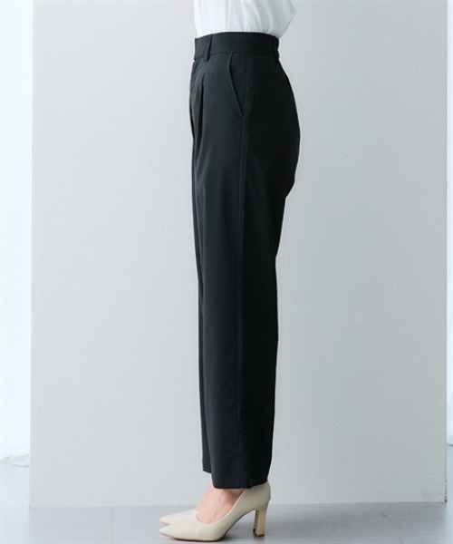 7days Life Styling（セブンデイズライフスタイリング）の「【色褪せしない黒】タックワイドストレートパンツ＜大きいサイズ有＞（その他パンツ・レディース・ブラック・3L/LL/L/M/S）」の7枚目の写真