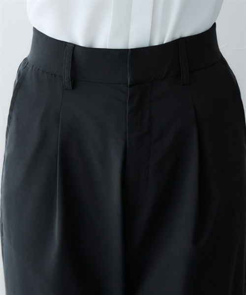 7days Life Styling（セブンデイズライフスタイリング）の「【色褪せしない黒】タックワイドストレートパンツ＜大きいサイズ有＞（その他パンツ・レディース・ブラック・3L/LL/L/M/S）」の10枚目の写真