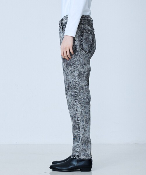 5351 POUR LES HOMMES（ゴーサンゴーイチプールオム）の「【ケミカルウォッシュ】Zip テーパード スキニー デニム（デニムパンツ・メンズ・インディゴブルー/ブラック・44/46/48/50）」の18枚目の写真