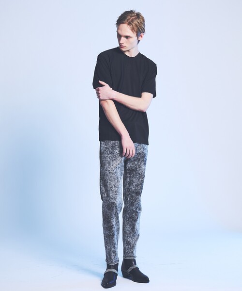 5351 POUR LES HOMMES（ゴーサンゴーイチプールオム）の「【ケミカルウォッシュ】Zip テーパード スキニー デニム（デニムパンツ・メンズ・インディゴブルー/ブラック・44/46/48/50）」の3枚目の写真