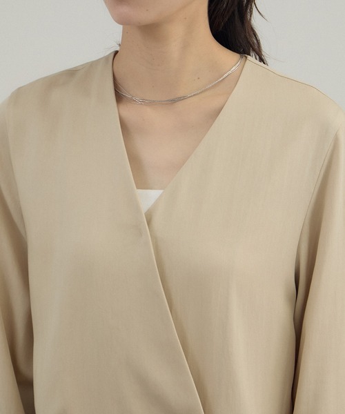 SALON adam et rope'（サロン アダム エ ロペ）の「フロントクロスオールインワン（サロペット/オーバーオール・レディース・ベージュ/ブラック・FREE）」の11枚目の写真