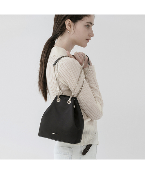 ANODDS(アンオズ)の「TIWI MEDIUM MIX nylon bucket bag 3 color(ショルダーバッグ・レディース・ブラック/ダークブラウン/ベージュ・FREE)」の1枚目の写真