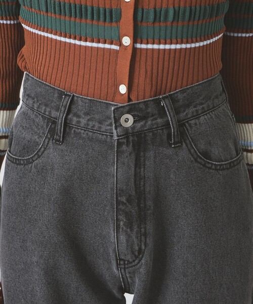 Ray BEAMS（レイビームス）の「デニム フレア パンツ（デニムパンツ・レディース・ブラック/ブルー系その他4・1/0）」の15枚目の写真