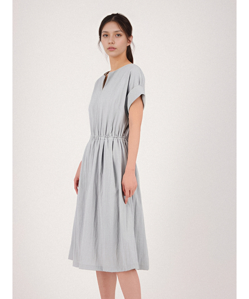 ACUD(アクド)の「Sleeve Detail Slit Dress _Sky(ワンピース・レディース・その他・S/M)」の3枚目の写真
