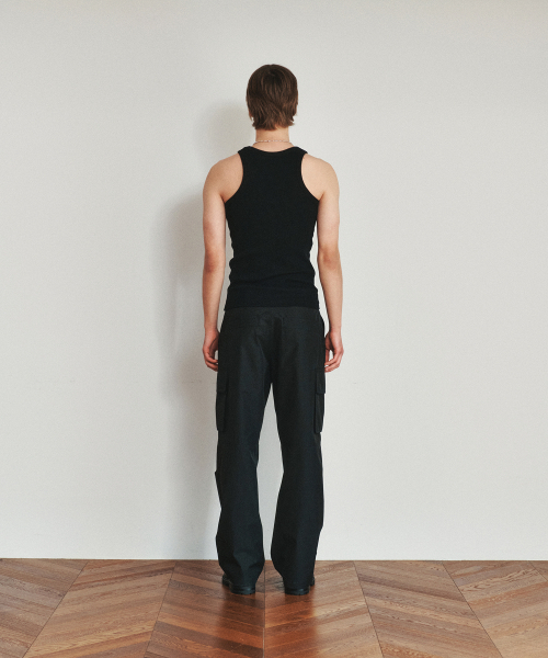 HEUTE(ホイテ)の「HET RIBBED SLIM SLEVELESS TOP (BLACK)(Tシャツ/カットソー・メンズ・ブラック・M/L)」の4枚目の写真