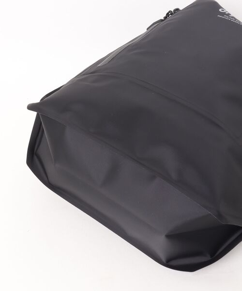ムラサキスポーツ(ムラサキスポーツ)の「Owltech/オウルテック ドライバッグ 3WAY drycore 防水ドライバッグ 12L OWL-WPBAGDC01(トートバッグ・メンズ・カーキ/ブラック・FREE)」の5枚目の写真