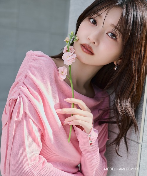 MISCH MASCH(ミッシュマッシュ)の「2026春夏新作 シアーシャーリングケープニット(ニット/セーター・レディース・ブルー/ピンク/ホワイト・フリ-)」の1枚目の写真