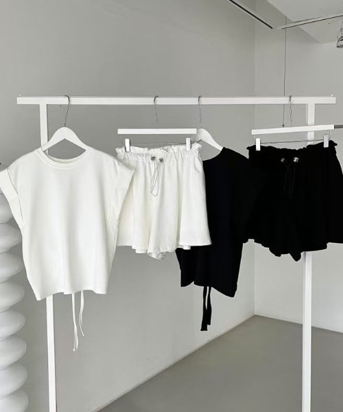deux amour(ドゥーザムール)の「バックリボンフレンチスリーブTシャツ+ショートパンツSET(Tシャツ/カットソー・レディース・ホワイト/ブラック・FREE)」の14枚目の写真