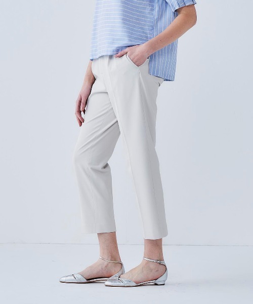 STUDIO PICONE(スタジオピッコーネ)の「撥水ベーシックテーパードパンツ(その他パンツ・レディース・ライトオレンジ系/ブラック/ホワイト/ベージュ・LL/L/M/S)」の12枚目の写真