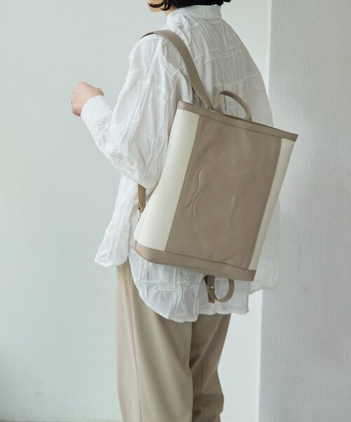 ear PAPILLONNER（イアパピヨネ）の「【IOPELLE(イオペレ)】ホーススタンプキャンバスリュック（バックパック/リュック・レディース・ブラック/グレイッシュベージュ・FREE）」の9枚目の写真