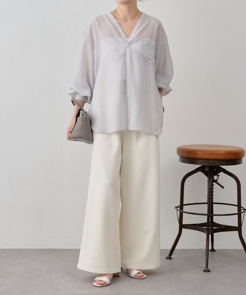 BEARDSLEY（ビアズリー）の「シアーカラーレスシャツ（シャツ/ブラウス・レディース・ライトグレー/ホワイト・FREE）」の8枚目の写真