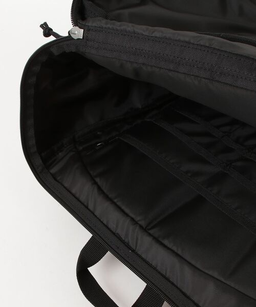 Columbia（コロンビア）の「35L ボックスバックパック（バックパック/リュック・メンズ・ブラック×ホワイト/ブラック/ブラック×グレー・FREE）」の18枚目の写真