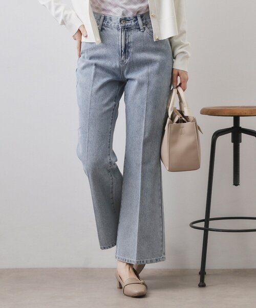 index（インデックス）の「セルロース混フレアデニムパンツ【洗濯機OK】（デニムパンツ・レディース・ネイビー/ブルー系その他/ライトブルー・03/02/40/38/36）」の2枚目の写真