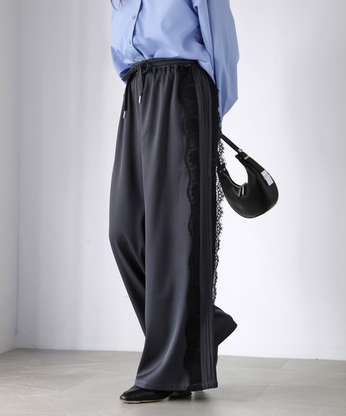 Riberry（リベリー）の「サイドレースラインパンツ（スラックス・レディース・チャコールグレー/ブラック・MEDIUM）」の21枚目の写真