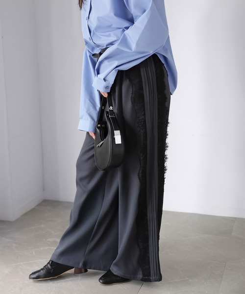 Riberry（リベリー）の「サイドレースラインパンツ（スラックス・レディース・チャコールグレー/ブラック・MEDIUM）」の11枚目の写真