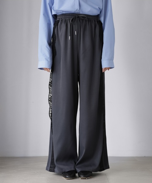 Riberry（リベリー）の「サイドレースラインパンツ（スラックス・レディース・チャコールグレー/ブラック・MEDIUM）」の3枚目の写真