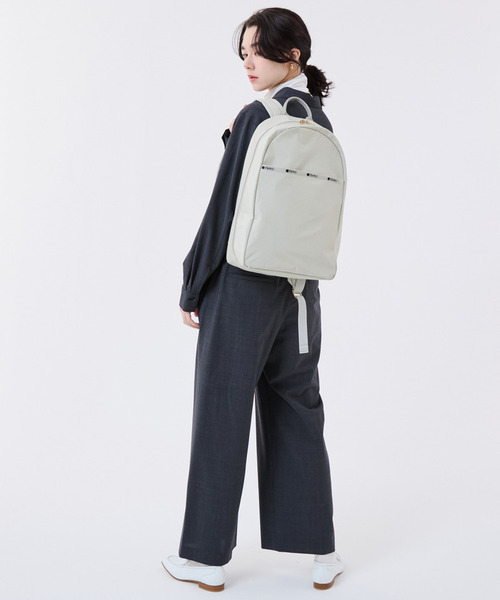 LeSportsac(レスポートサック)の「AT AVENUE BACKPACK デューンライト(バックパック/リュック・レディース・ベージュ・FREE)」の14枚目の写真