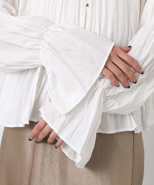 Gready Brilliant(グレディブリリアン)の「ワッシャーフリル2WAYブラウス(シャツ/ブラウス・レディース・ピンク/ブラック/オフホワイト・FREE)」の5枚目の写真