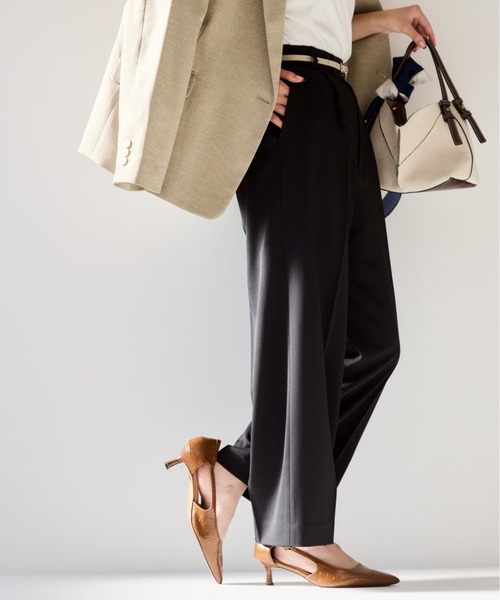 COHINA(コヒナ)の「とろみワンタックストレートパンツ 【低身長・小柄女性】(スラックス・レディース・ブラック/ホワイト/グリーン/ベージュ・XS-Short/S-Short/M-Short/XS-Regular/S-Regular/M-Regular)」の7枚目の写真
