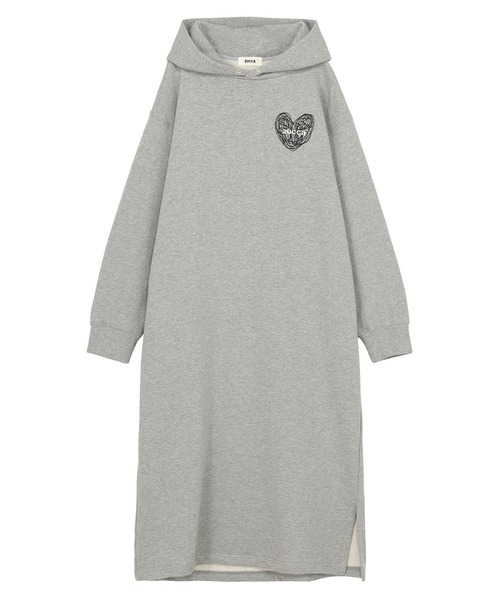 ZUCCa(ズッカ)の「HEART LOGO SWEATSHIRT(ワンピース・レディース・ブラック/グレー/ブルー・M size)」の2枚目の写真