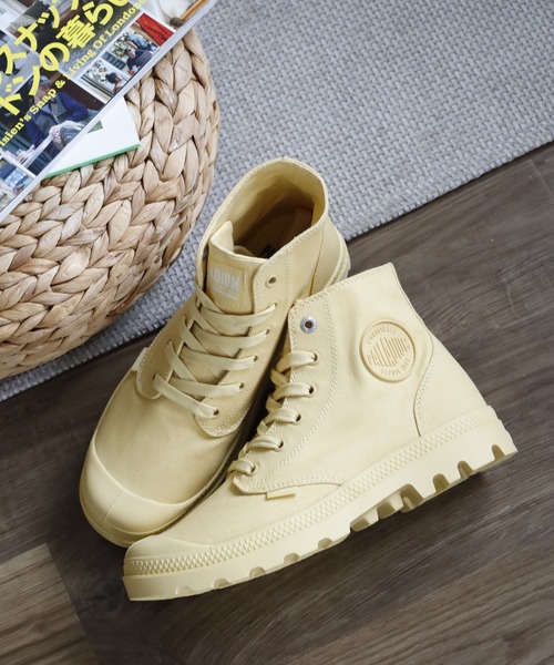 PALLADIUM(パラディウム)の「MONO CHROME ユニセックス スニーカー(スニーカー・レディース・イエロー系その他/ピンク・25.5cm/25cm/24.5cm/24cm/23.5cm/29cm/28cm/27cm/26.5cm/26cm/23cm/27.5cm)」の1枚目の写真