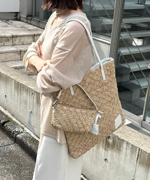 COLLAGE GALLARDAGALANTE(コラージュガリャルダガランテ)の「PAPILLONNER/ラフィアツインズバッグ/ポーチ付き(トートバッグ・レディース・キャメル/アイボリー・FREE)」の2枚目の写真