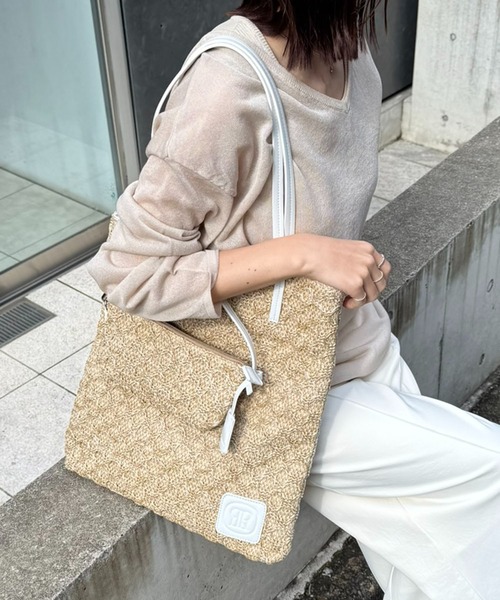 COLLAGE GALLARDAGALANTE(コラージュガリャルダガランテ)の「PAPILLONNER/ラフィアツインズバッグ/ポーチ付き(トートバッグ・レディース・キャメル/アイボリー・FREE)」の9枚目の写真