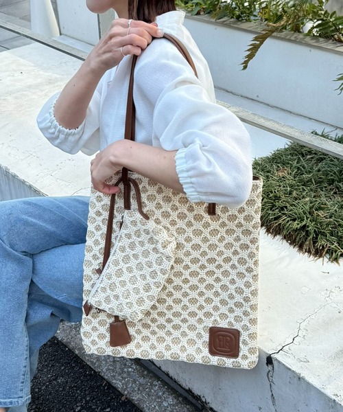 COLLAGE GALLARDAGALANTE(コラージュガリャルダガランテ)の「PAPILLONNER/ラフィアツインズバッグ/ポーチ付き(トートバッグ・レディース・キャメル/アイボリー・FREE)」の20枚目の写真