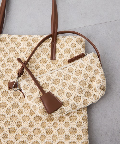 COLLAGE GALLARDAGALANTE(コラージュガリャルダガランテ)の「PAPILLONNER/ラフィアツインズバッグ/ポーチ付き(トートバッグ・レディース・キャメル/アイボリー・FREE)」の14枚目の写真