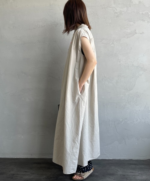 DANTON（ダントン）の「[DANTON/ダントン] スリーブレス コットンリネン ギャザーワンピース（ワンピース・レディース・グレイッシュベージュ/ブラック・36）」の6枚目の写真