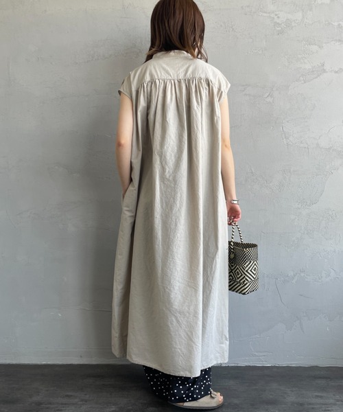 DANTON（ダントン）の「[DANTON/ダントン] スリーブレス コットンリネン ギャザーワンピース（ワンピース・レディース・グレイッシュベージュ/ブラック・36）」の7枚目の写真