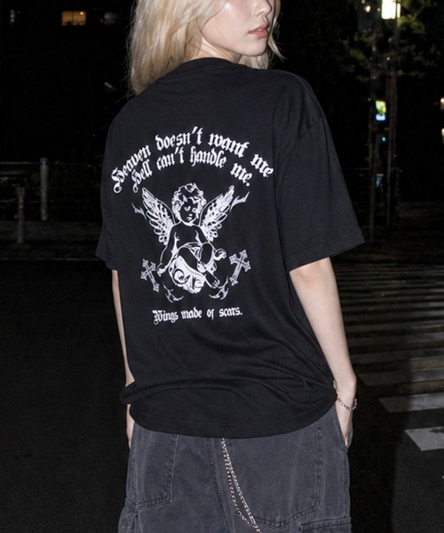JOHN'S CLOSET(ジョンズクローゼット)の「【31】クロス/エンジェル プリント 半袖Tシャツ(Tシャツ/カットソー・メンズ・ブラック系2/ブラック系4/ホワイト系1/ホワイト系2/ブラック系1/ブラック系3・LARGE/MEDIUM)」の5枚目の写真