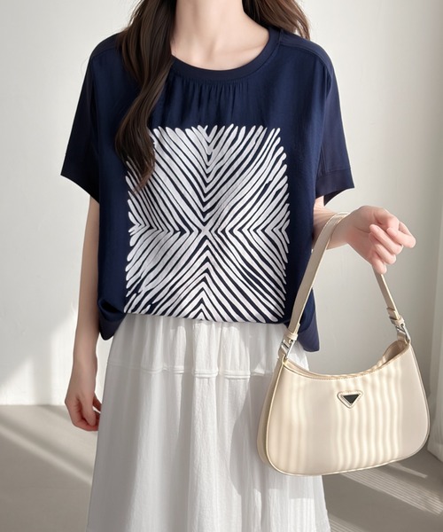 ABITOKYO(アビトーキョー)の「異素材プリントドルマンプルオーバー(Tシャツ/カットソー・レディース・ホワイト/モカ/ネイビー・FREE)」の18枚目の写真
