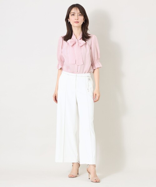 TO BE CHIC（トゥー ビー シック）の「シルキーサッカー ボウタイブラウス（シャツ/ブラウス・レディース・ピンク系その他2/ブルー系その他2/ブラック・40）」の12枚目の写真