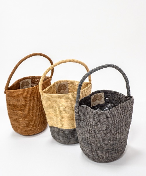 MADE IN MADA(メイドインマダ)の「【MADE IN MADA /メイドインマダ】かごバッグ ラフィア バケツバッグ トートバッグ ハンドバッグ(かごバッグ・レディース・ベージュ/ブラウン/ライトグレー/カーキ/グレー/ナチュラル・FREE)」の15枚目の写真