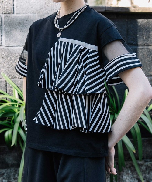 MARECHAL TERRE（マルシャルテル）の「ラッフルTシャツ（Tシャツ/カットソー・レディース・オフホワイト/ブラック/ホワイト×ネイビー/ブラック×ホワイト・MEDIUM）」の8枚目の写真