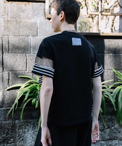 MARECHAL TERRE（マルシャルテル）の「ラッフルTシャツ（Tシャツ/カットソー・レディース・オフホワイト/ブラック/ホワイト×ネイビー/ブラック×ホワイト・MEDIUM）」の9枚目の写真